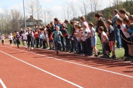 VII Wojewódzki Kaszubski Bieg Przełajowy Terenami Kaszubskiego Parku Krajobrazowego w Lini 22.04.2012r.