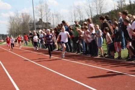 VII Wojewódzki Kaszubski Bieg Przełajowy Terenami Kaszubskiego Parku Krajobrazowego w Lini 22.04.2012r.