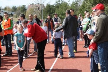VII Wojewódzki Kaszubski Bieg Przełajowy Terenami Kaszubskiego Parku Krajobrazowego w Lini 22.04.2012r.