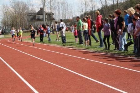 VII Wojewódzki Kaszubski Bieg Przełajowy Terenami Kaszubskiego Parku Krajobrazowego w Lini 22.04.2012r.
