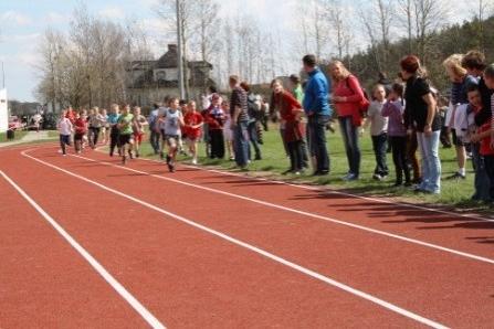 VII Wojewódzki Kaszubski Bieg Przełajowy Terenami Kaszubskiego Parku Krajobrazowego w Lini 22.04.2012r.