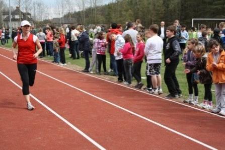 VII Wojewódzki Kaszubski Bieg Przełajowy Terenami Kaszubskiego Parku Krajobrazowego w Lini 22.04.2012r.