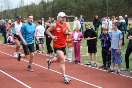 VII Wojewódzki Kaszubski Bieg Przełajowy Terenami Kaszubskiego Parku Krajobrazowego w Lini 22.04.2012r.