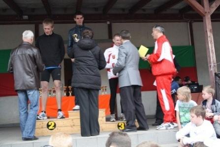 VII Wojewódzki Kaszubski Bieg Przełajowy Terenami Kaszubskiego Parku Krajobrazowego w Lini 22.04.2012r.