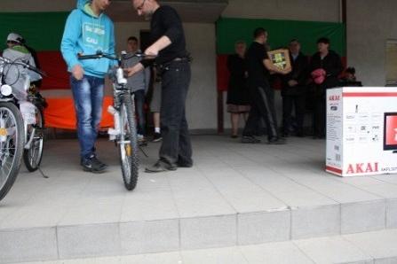 VII Wojewódzki Kaszubski Bieg Przełajowy Terenami Kaszubskiego Parku Krajobrazowego w Lini 22.04.2012r.