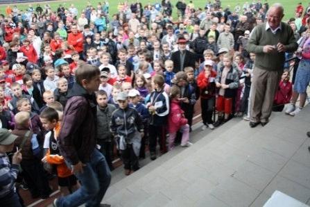 VII Wojewódzki Kaszubski Bieg Przełajowy Terenami Kaszubskiego Parku Krajobrazowego w Lini 22.04.2012r.