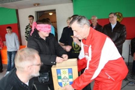 VII Wojewódzki Kaszubski Bieg Przełajowy Terenami Kaszubskiego Parku Krajobrazowego w Lini 22.04.2012r.