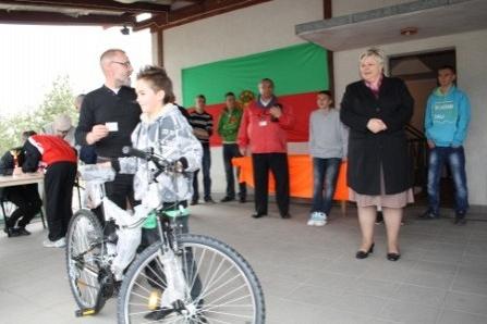 VII Wojewódzki Kaszubski Bieg Przełajowy Terenami Kaszubskiego Parku Krajobrazowego w Lini 22.04.2012r.