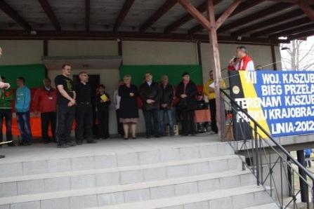 VII Wojewódzki Kaszubski Bieg Przełajowy Terenami Kaszubskiego Parku Krajobrazowego w Lini 22.04.2012r.