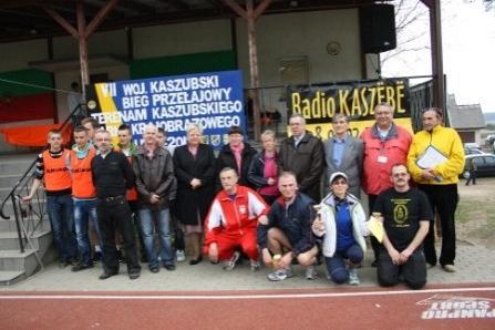 VII Wojewódzki Kaszubski Bieg Przełajowy Terenami Kaszubskiego Parku Krajobrazowego w Lini 22.04.2012r.