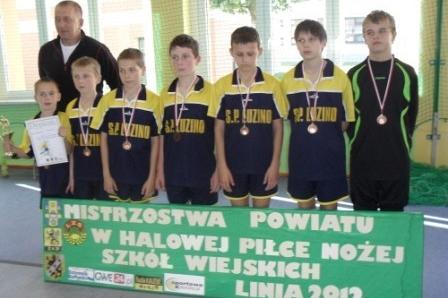 Mistrzostwa Powiatu Wejherowskiego w Halowej Piłce Nożnej Szkół Wiejskich 16.10.2012r.