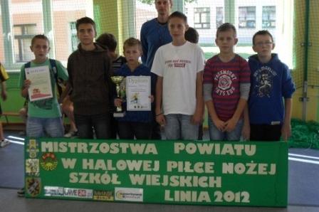 Mistrzostwa Powiatu Wejherowskiego w Halowej Piłce Nożnej Szkół Wiejskich 16.10.2012r.