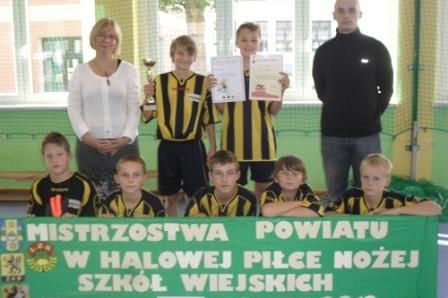 Mistrzostwa Powiatu Wejherowskiego w Halowej Piłce Nożnej Szkół Wiejskich 16.10.2012r.