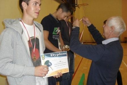 VI Indywidualne i Drużynowe Mistrzostwa Gminy Linia w Tenisie Stołowym 27-28.10.2012r.
