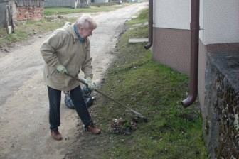 Sprzątanie świata w Gminie Linia 20.04.2013r.