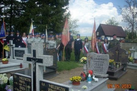 Obchody 68 rocznicy zakończenia II Wojny Światowej - Strzepcz 09.05.2013r.