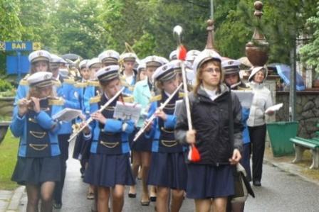 Gminna Orkiestra Dęta z Lini na V Ogólnopolskim Zlocie Chórów i Orkiestr w Licheniu 25.05.2013r.