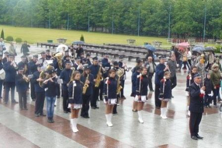Gminna Orkiestra Dęta z Lini na V Ogólnopolskim Zlocie Chórów i Orkiestr w Licheniu 25.05.2013r.
