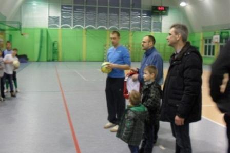 Otwarty Turniej Halowej Piłki Nożnej o Puchar Prezesa GS LZS w Lini 27.01.2013r.