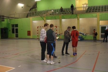 Otwarty Turniej Halowej Piłki Nożnej o Puchar Prezesa GS LZS w Lini 27.01.2013r.