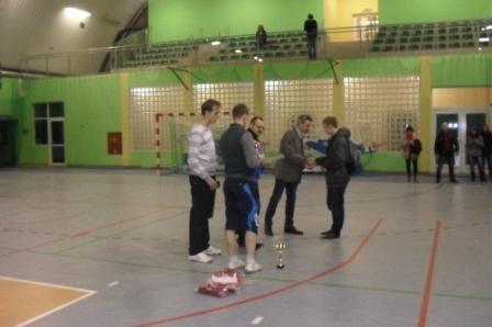 Otwarty Turniej Halowej Piłki Nożnej o Puchar Prezesa GS LZS w Lini 27.01.2013r.