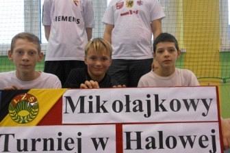 Mikołajkowy Turniej w Halowej Piłce Nożnej 06-07.12.2013r.