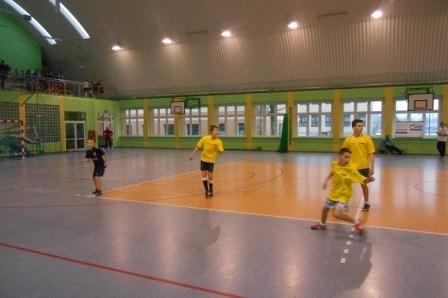 Mikołajkowy Turniej w Halowej Piłce Nożnej 06-07.12.2013r.