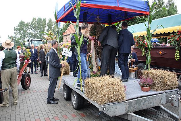 DOŻYNKI GMINNE - STRZEPCZ 2016