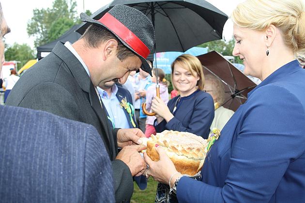 DOŻYNKI GMINNE - STRZEPCZ 2016