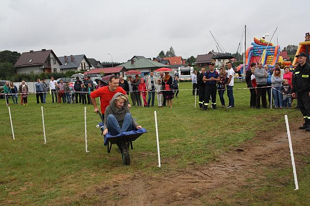 DOŻYNKI GMINNE - STRZEPCZ 2016