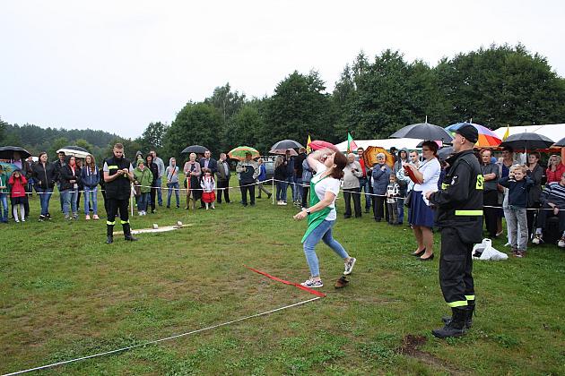 DOŻYNKI GMINNE - STRZEPCZ 2016