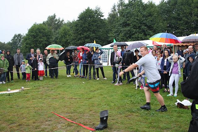DOŻYNKI GMINNE - STRZEPCZ 2016