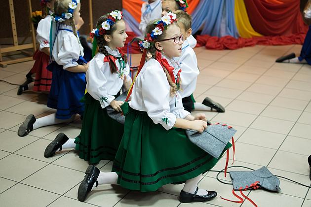 Wernisaż prac malarskich w Gminnym Domu Kultury w Lini