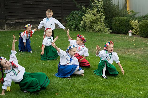 Wernisaż prac malarskich w Gminnym Domu Kultury w Lini