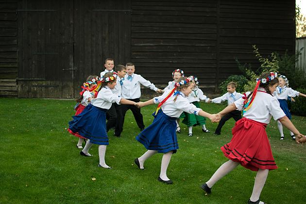 Wernisaż prac malarskich w Gminnym Domu Kultury w Lini