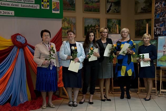 Wernisaż prac malarskich w Gminnym Domu Kultury w Lini