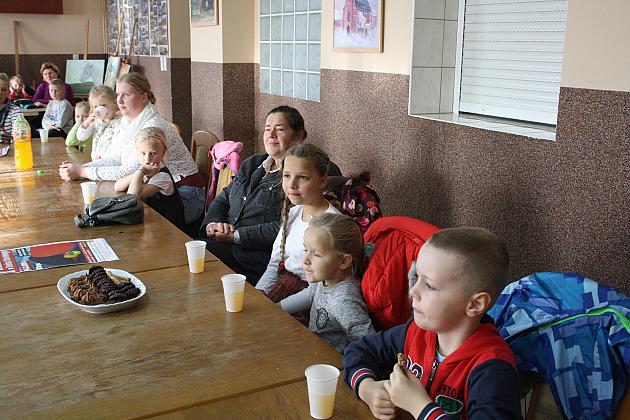 BARWY JESIENI w GMINIE LINIA - KONKURS PLASTYCZNY - 2016