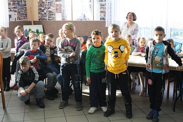 BARWY JESIENI w GMINIE LINIA - KONKURS PLASTYCZNY - 2016