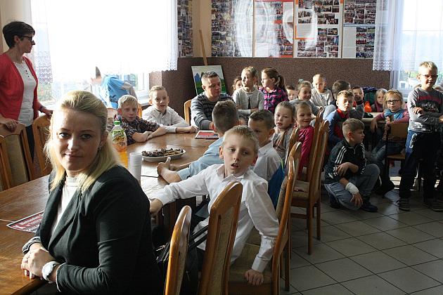 BARWY JESIENI w GMINIE LINIA - KONKURS PLASTYCZNY - 2016