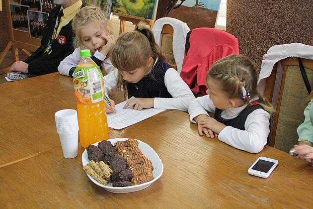 BARWY JESIENI w GMINIE LINIA - KONKURS PLASTYCZNY - 2016