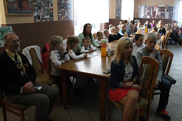 BARWY JESIENI w GMINIE LINIA - KONKURS PLASTYCZNY - 2016