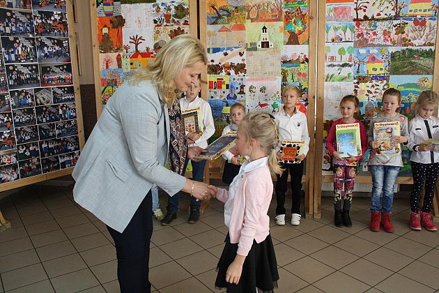 BARWY JESIENI w GMINIE LINIA - KONKURS PLASTYCZNY - 2016