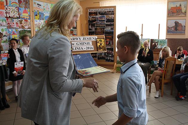 BARWY JESIENI w GMINIE LINIA - KONKURS PLASTYCZNY - 2016
