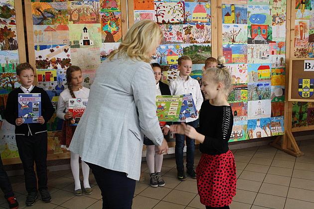 BARWY JESIENI w GMINIE LINIA - KONKURS PLASTYCZNY - 2016
