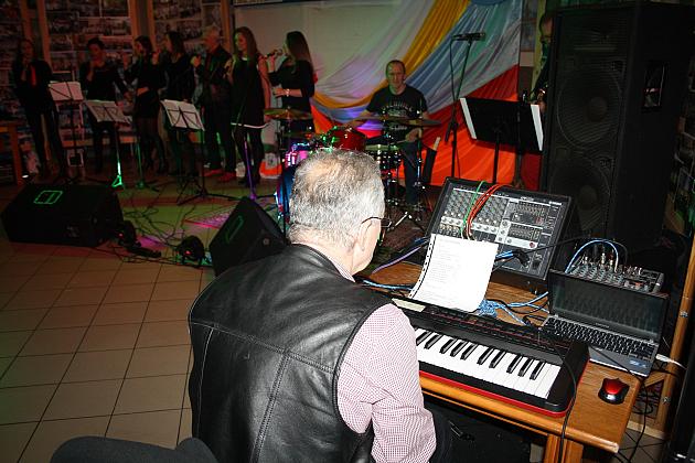 Andrzejkowy Koncert Muzyki Rozrywkowej w Lini