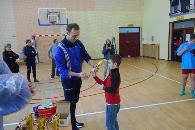Feryjny Turniej w Halowej Piłce Nożnej w Strzepczu