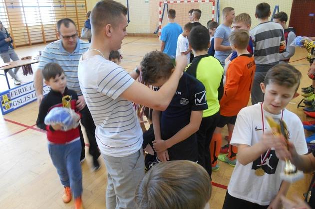 Feryjny Turniej w Halowej Piłce Nożnej w Strzepczu