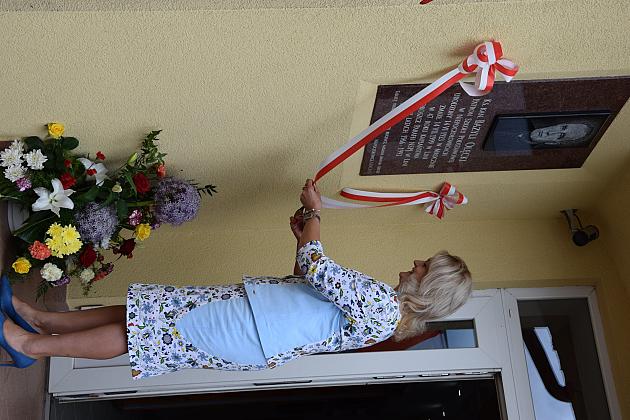 Wystawa obrazów Pani Teresy Ellwart ze Strzepcza w GDK Linia