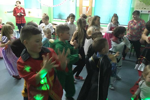 Bal karnawałowy w Niepoczołowicach