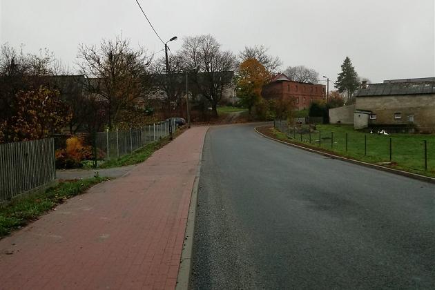 Remont drogi gminnej w miejscowości Lewino  realizowany w ramach Rządowego Programu na rzecz Konkurencyjności Regionów poprzez Wsparcie Lokalnej Infrastruktury Drogowej